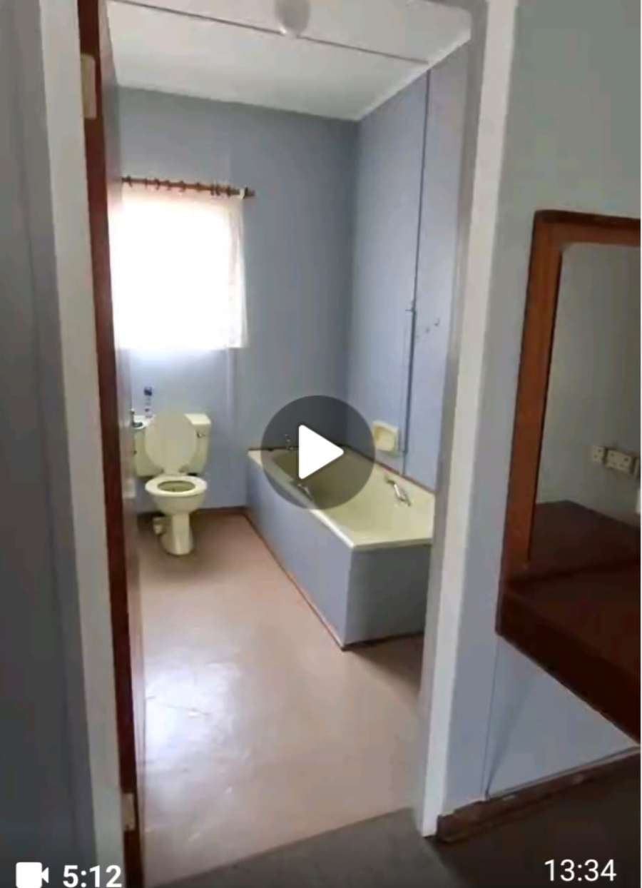 4 Bedroom Property for Sale in Bethulie Free State